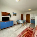 Appartement Lovely Flat Overlooking The Pool *