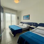 Apartamento Lovely Flat Overlooking The Pool